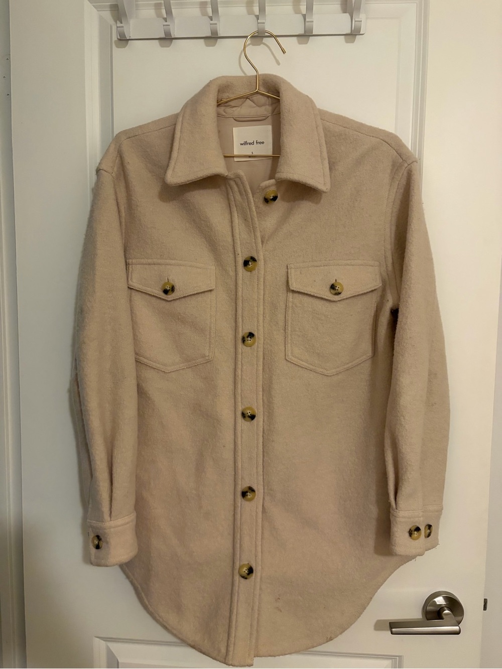 Wilfred Ganna Jacket - Cream Button-Front Utility Shacket